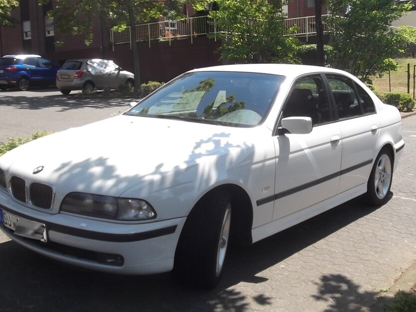 BMW 520 i 166.000 km 6.400 € Troisdorf 53840