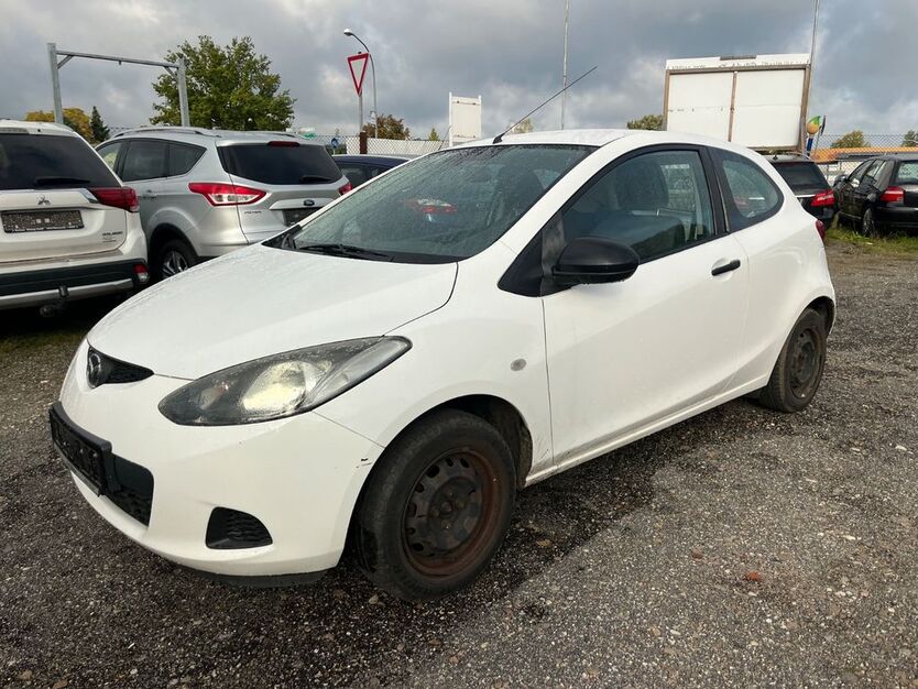 Mazda 2 120.161 km 890 € Elsterwerda 04910