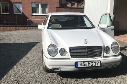 Mercedes-Benz E 300 173.000 km 7.350 &euro; Gangelt 52538