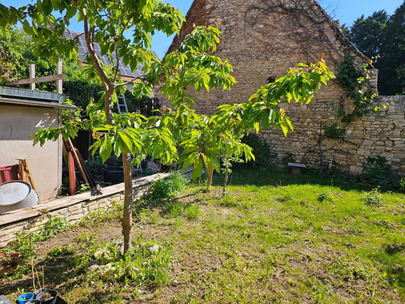 ObjNr:19691 - In 2004 voll saniertes 1- Zweifamilienhaus mit kleinem Garten und Hof 7 zimmer