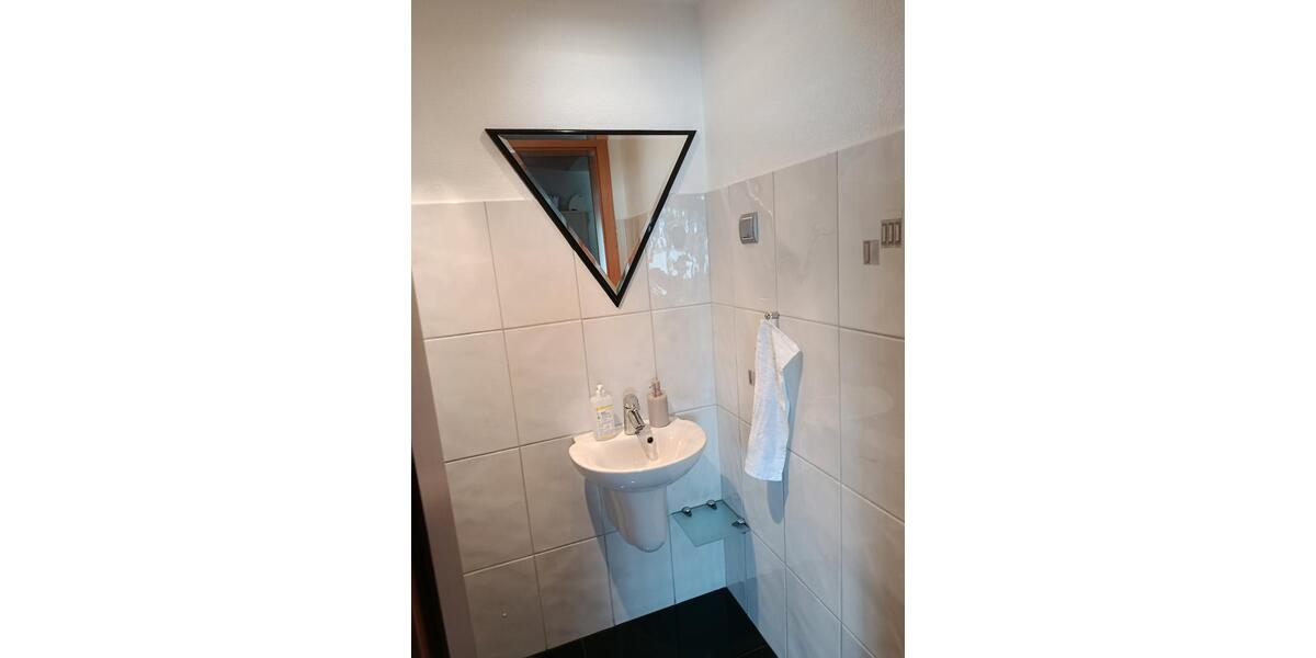 Erdgeschoßwohnung Solingen - 4 Zimmer, 136 m&sup2;, 459.000&euro; | Angebot:27224334