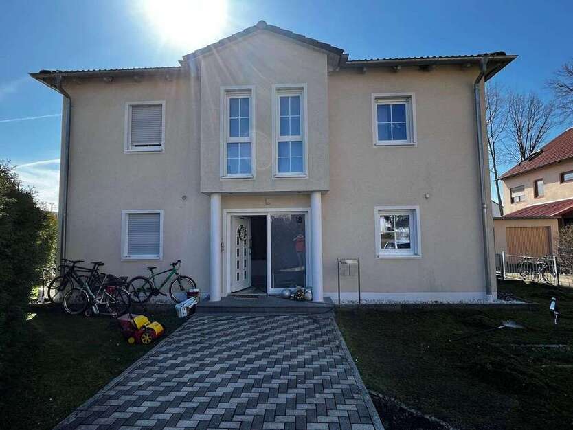Haus zum Kaufen in Erlangen 859.000 € 187 m²