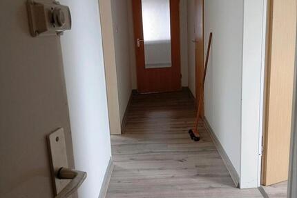 Wohnung Wilhelmshaven Fedderwardergroden - 4 Zimmer, 44 m&sup2;, 410&euro; | Angebot:25933153