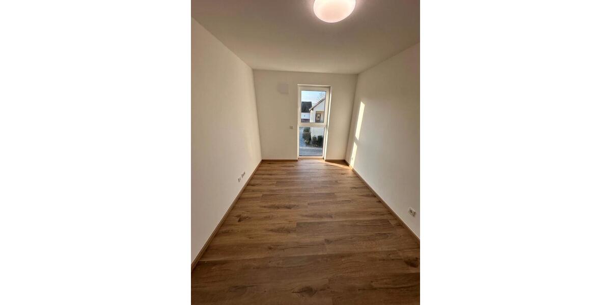 Etagenwohnung Osburg - 3.5 Zimmer, 101 m&sup2;, 1.050&euro; | Angebot:26067607