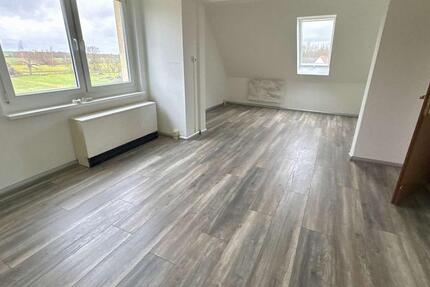 Provisionsfrei und günstige Miete - helle Mietwohnung - ruhige Wohnlage in 06458 Wedderstedt 3 zimmer