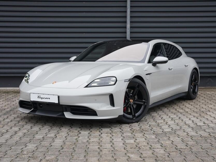 Porsche Taycan 15.000 km 146.880 € Sinzheim/Baden-Baden 76547