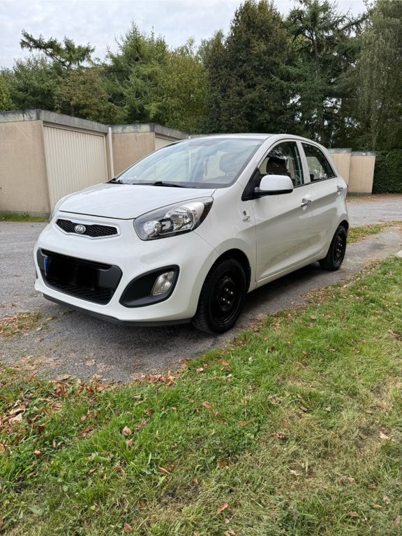 Kia Picanto 74.000 km 4.600 € Recklinghausen 45663