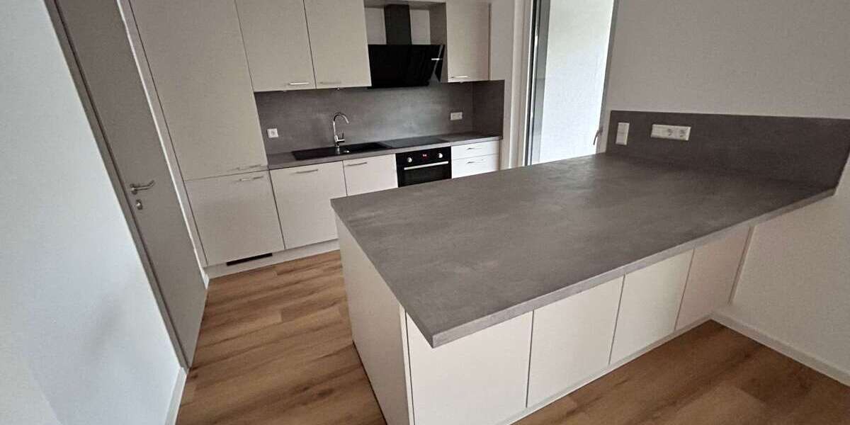 Wohnung zum Mieten in Pfullingen 1.330 € 95 m² 3 zimmer