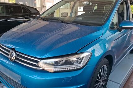 VW Touran 134.850 km 22.950 &euro; Helmstedt 38350