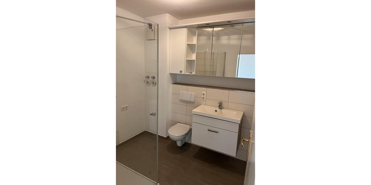 Etagenwohnung Weißenfels - 3 Zimmer, 78 m&sup2;, 992&euro; | Angebot:27633778