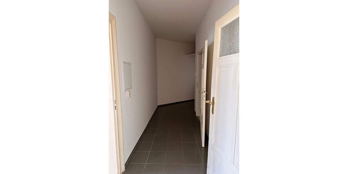 Etagenwohnung Görlitz Südstadt - 3 Zimmer, 77 m&sup2;, 385&euro; | Angebot:26389140