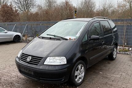 VW Sharan 357.000 km 1.799 &euro; Schleswig-Holstein - Neumünster 24539