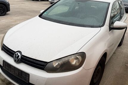 VW Golf 338.000 km 1.200 &euro; Bruchsal 76646