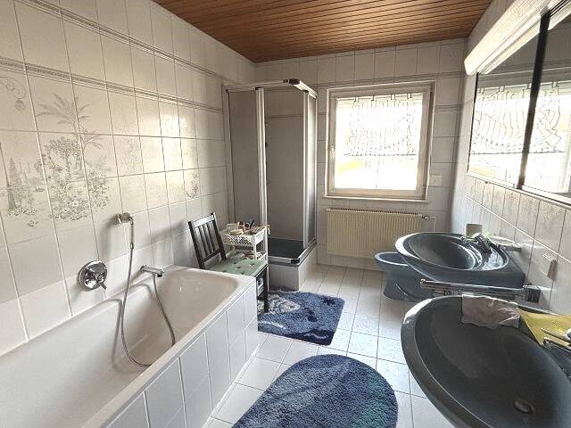 Reihenmittelhaus Ansbach - 6 Zimmer, 122 m&sup2;, 199.000&euro; | Angebot:26027765