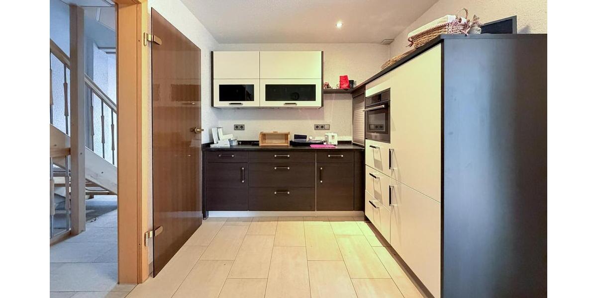 Charmante Doppelhaushälfte mit moderner Wärmepumpe, Wintergarten & gepflegtem Grundstück in BergaElster - Doppelhaushälfte Berga | Angebot:27056718