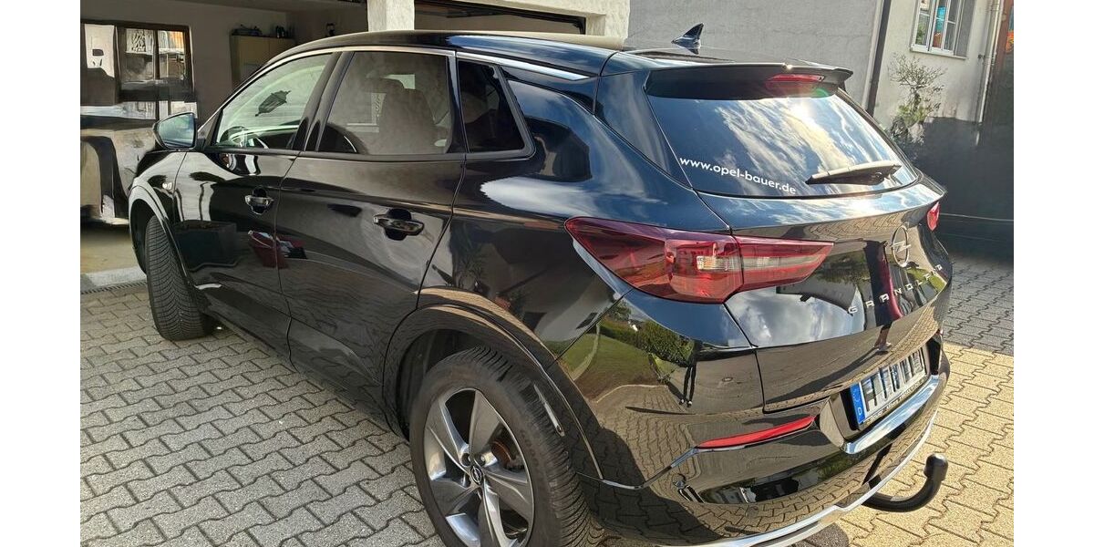 Opel Grandland (X) 42.180 km 22.500 &euro; Hauzenberg 94051