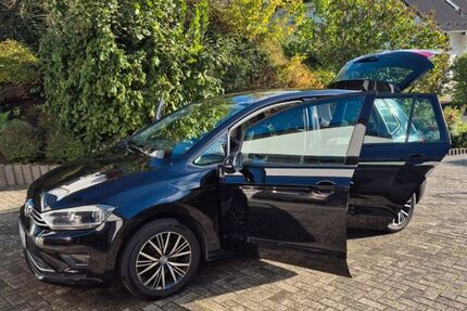 VW Golf Sportsvan