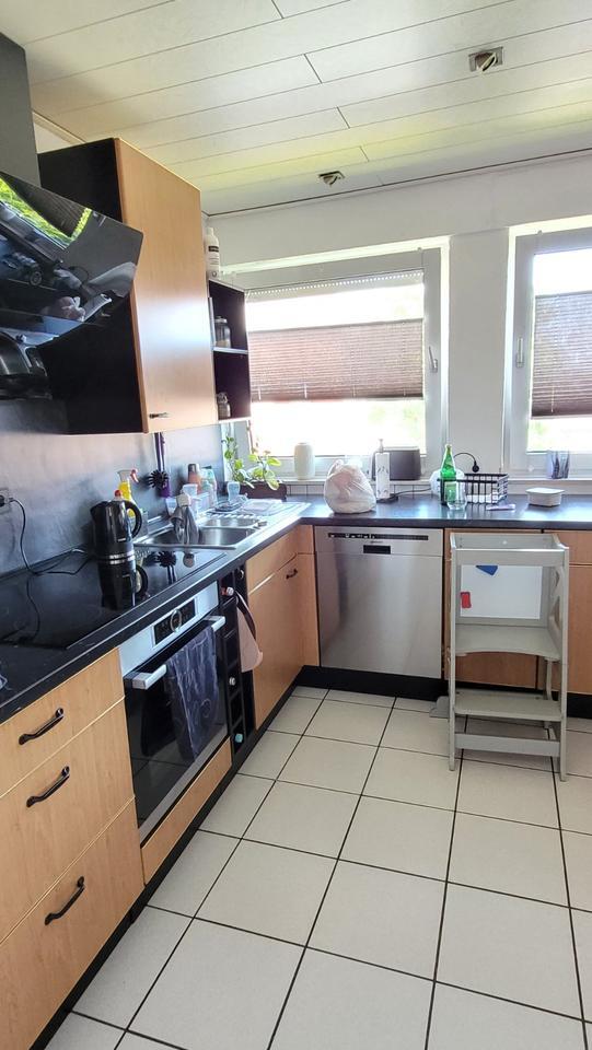 Zweifamilienhaus in Selm 183 qm OG vermietet EG frei 889 qm insg.