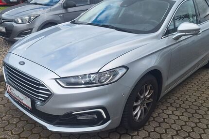 Ford Mondeo 69.000 km 13.990 &euro; Rostock 18146