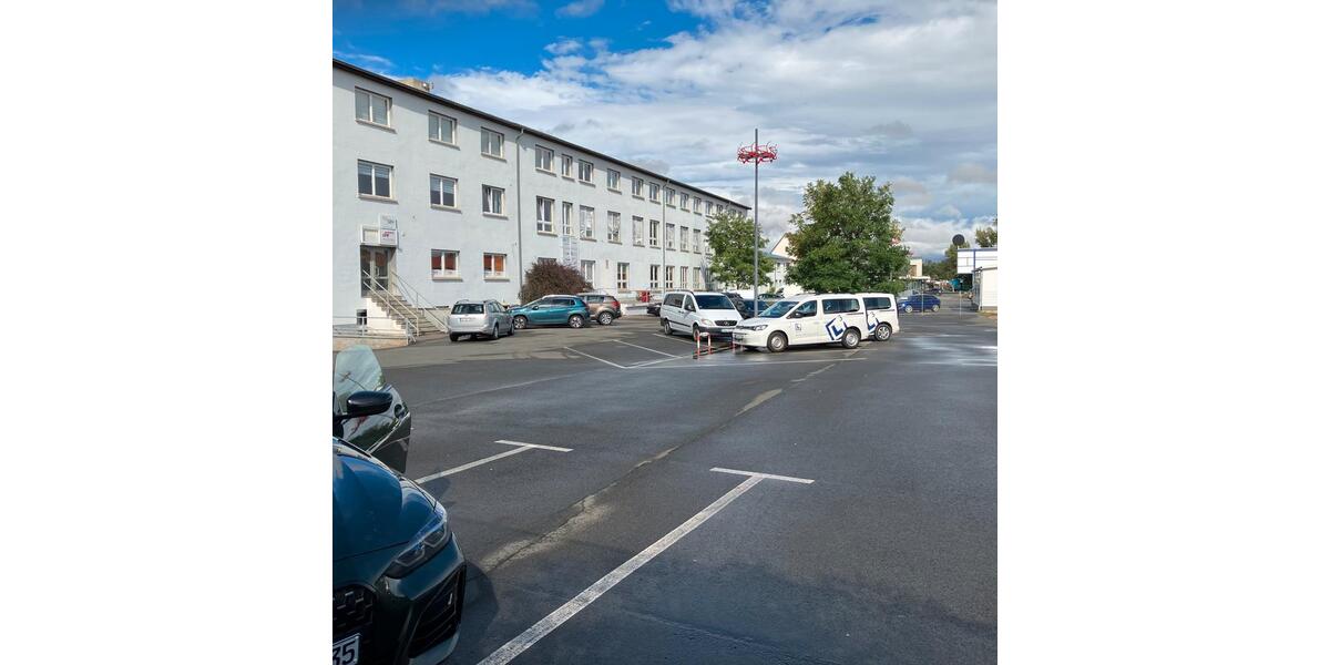 Büroraum 18qm mit Gemeinschaftseinbauküche zimmer