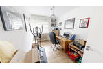 Köln! Doppelt profitieren! 3-Zimmer-Eigentumswohnung mit Sonnenterrasse und Stellplatz + separates Studio Apartment in ruhiger Lage! (LK 4880)