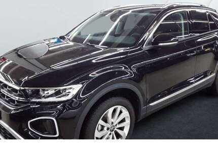 VW T-Roc 8.690 km 29.940 € Bad Homburg 61348