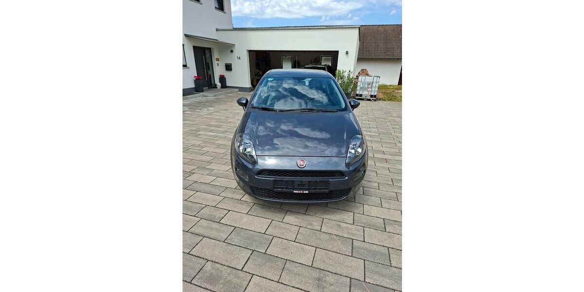 Fiat Punto 37.500 km 3.699 &euro; Hohenpolding 84432