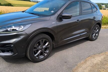 Ford Kuga 52.000 km 25.900 &euro; Weyerbusch 57635