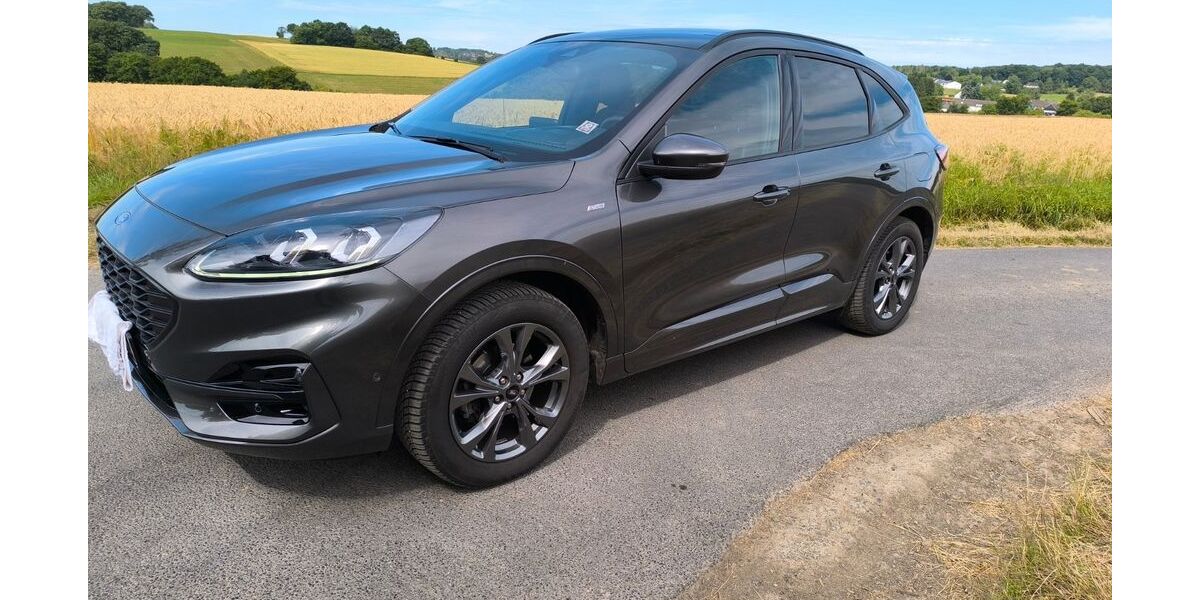 Ford Kuga 52.000 km 25.900 &euro; Weyerbusch 57635