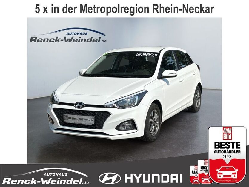 i20