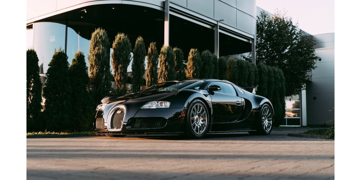 Bugatti Veyron 33.000 km 2.350.000 &euro; Warsaw 