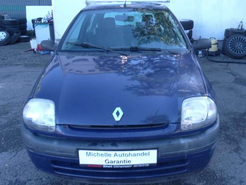 Renault Clio 125.000 km 1.000 € Chemnitz 09123