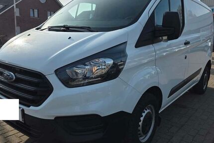 Ford Transit Custom 182.400 km 9.250 &euro; Frankfurt am Main 65933