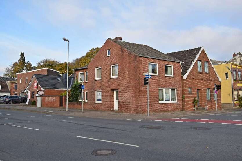 Haus zum Kaufen in Husum 148.000 € 110 m²