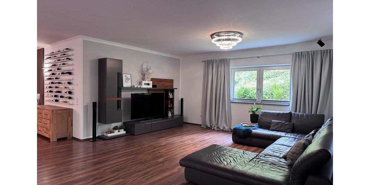 Einfamilienhaus Zweibrücken - 5 Zimmer, 300 m&sup2;, 790.000&euro; | Angebot:27129153