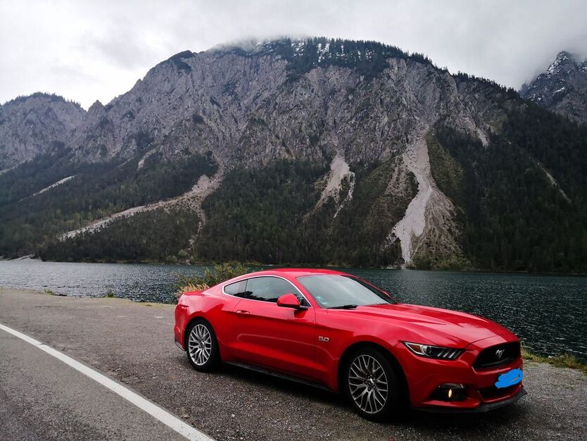 Ford Mustang 53.000 km 36.400 € Durmersheim 76448