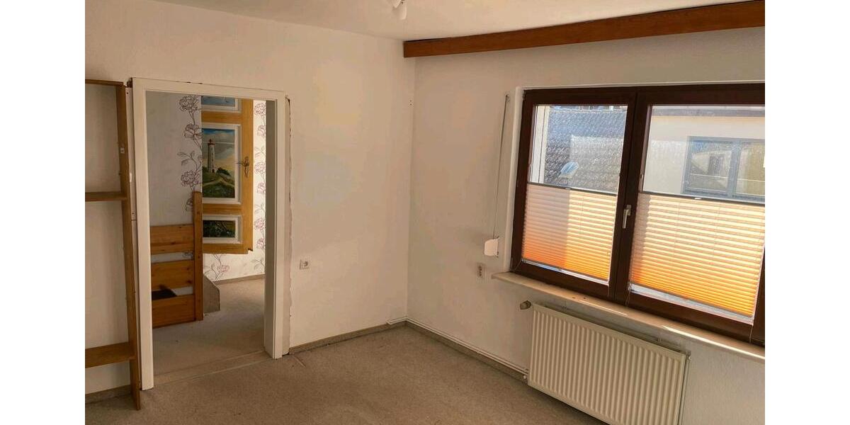 Einfamilienhaus Wolgast - 4 Zimmer, 120 m&sup2;, 200.000&euro; | Angebot:27126025