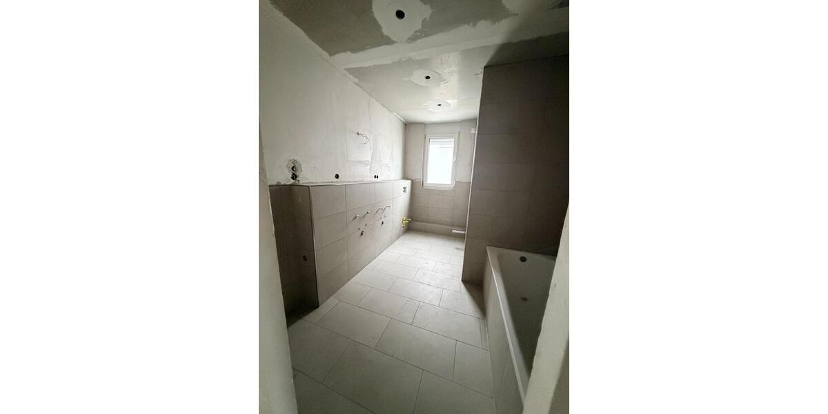 Doppelhaushälfte Roth - 5 Zimmer, 148 m&sup2;, 1.700&euro; | Angebot:25231250