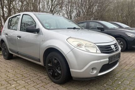 Dacia Sandero 241.000 km 990 &euro; Wismar 23970
