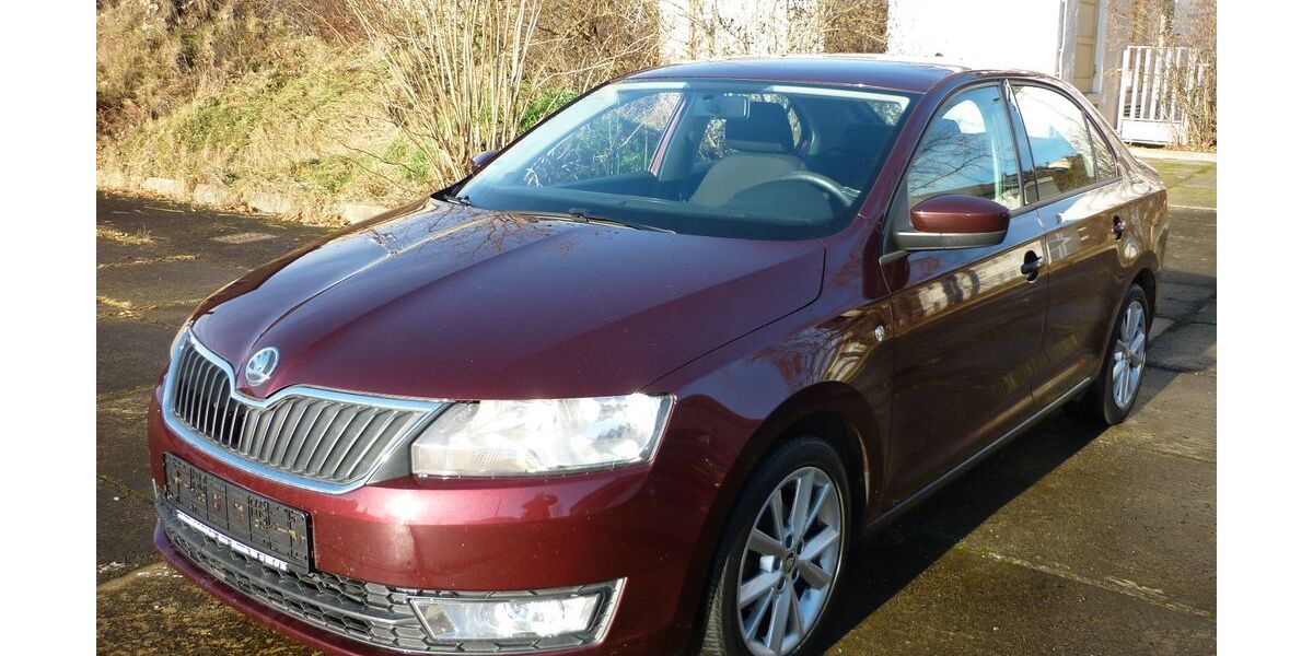 Skoda Rapid 142.000 km 6.500 &euro; Gera 07548