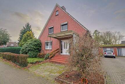 Zentral gelegenes Haus mit schönem Grundstück und Entwicklungspotenzial! 4 zimmer