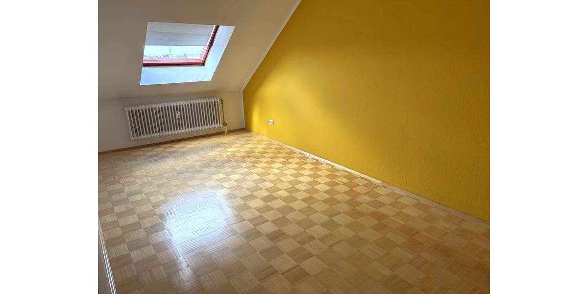 Etagenwohnung Nürnberg Steinbühl - 4 Zimmer, 104 m&sup2;, 395.000&euro; | Angebot:25628050