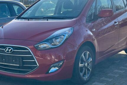 Hyundai ix20 19.801 km 10.990 &euro; Kleve 47533