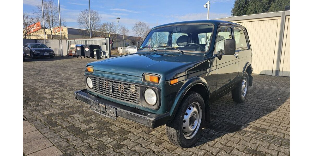 Lada Niva 72.789 km 4.900 &euro; Ginsheim-Gustavsburg 65462