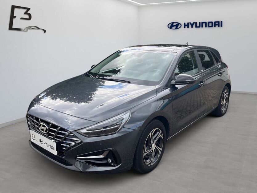 i30