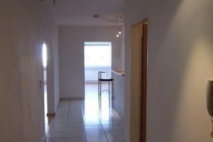 Zu vermieten: 2-Zimmer-Wohnung in Deggendorf