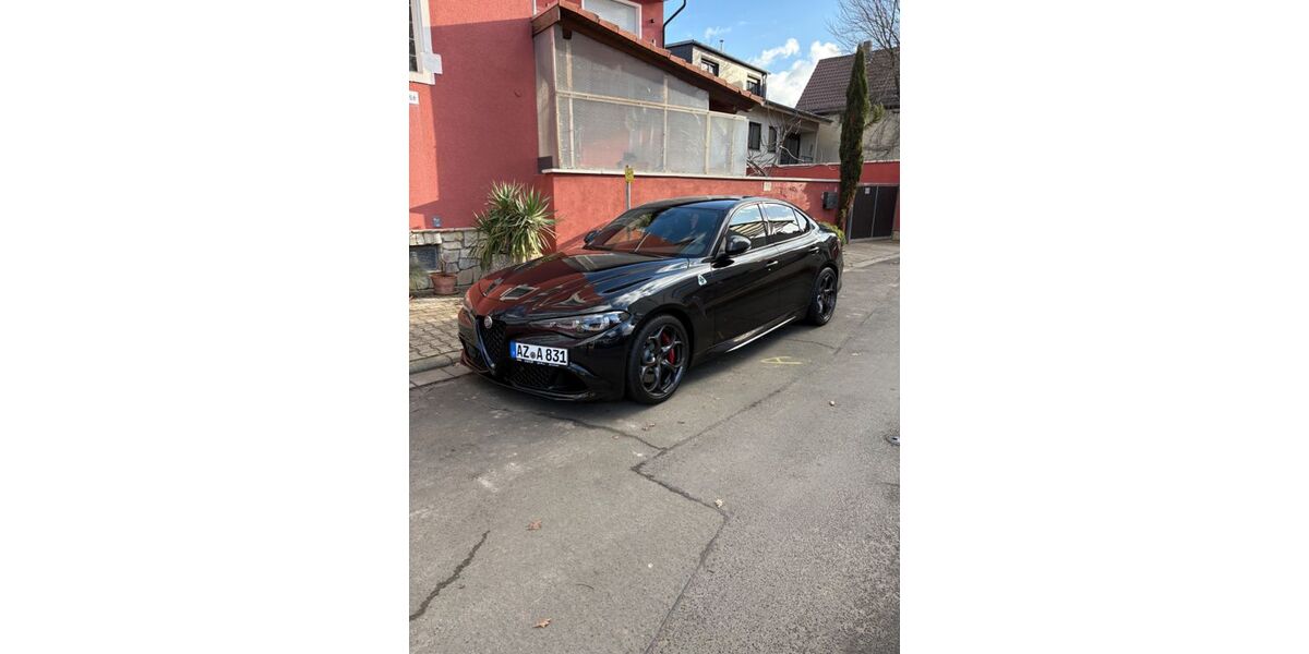 Alfa Romeo Giulia 9.000 km 78.900 &euro; Dittelsheim-Hessloch 67596