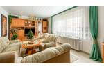 Gepflegte DHH mit Garage, Innenhof, Balkon und Ausbaupotenzial in ruhiger Lage