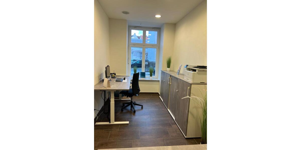 Nachmieter Büro- Gewerbefläche in der Altstadt von Stralsund zimmer