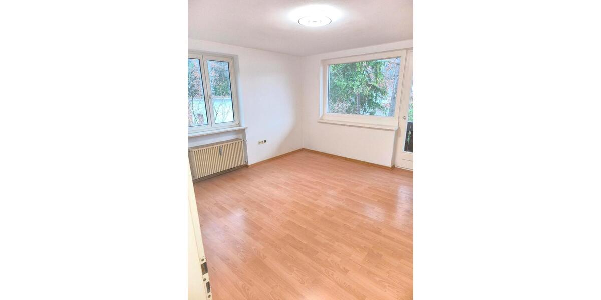 2-Zimmer Mietwohnung 650€+Nebenkosten zimmer